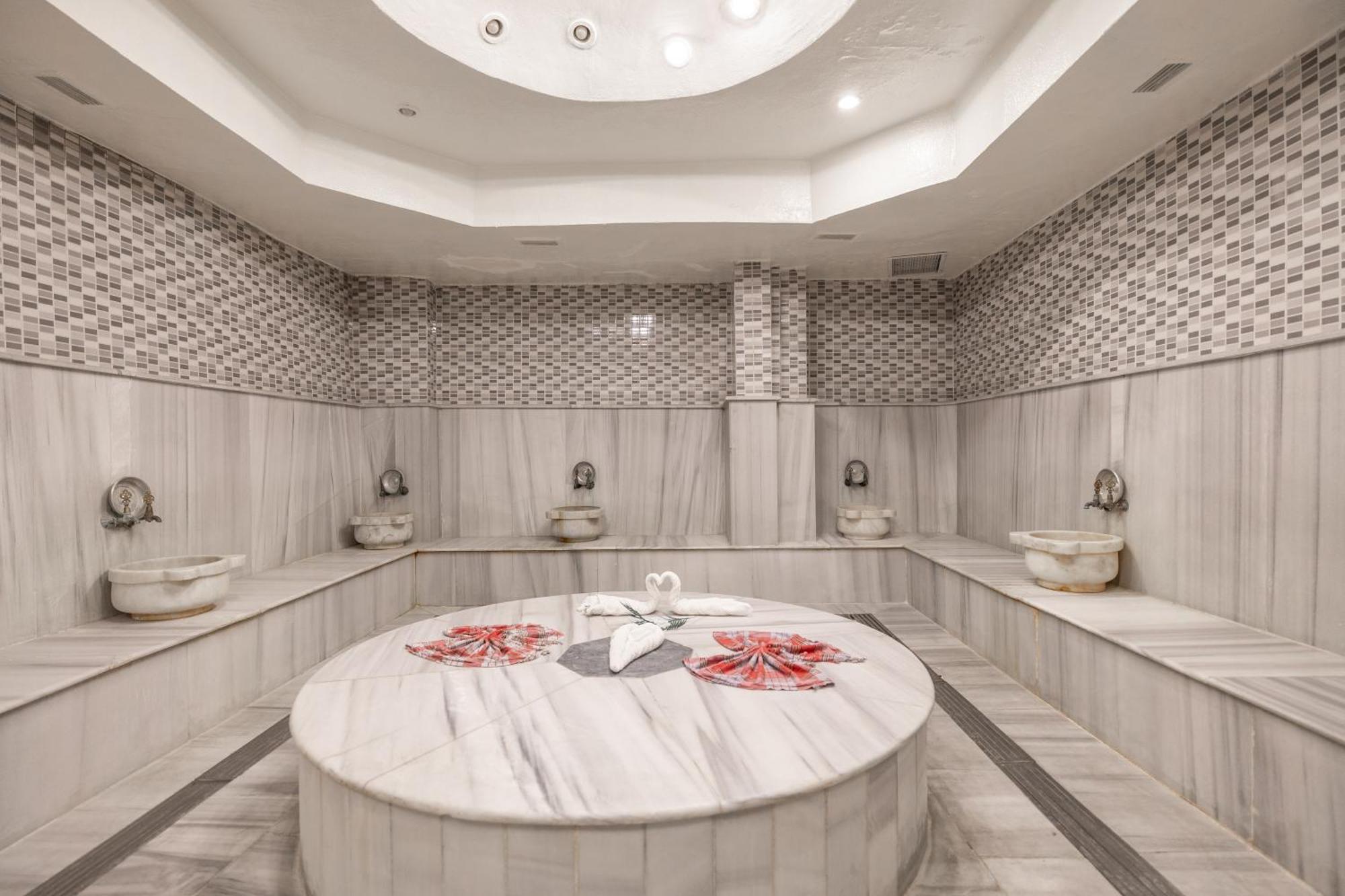 Halic Park Hotel Айвалик Екстер'єр фото