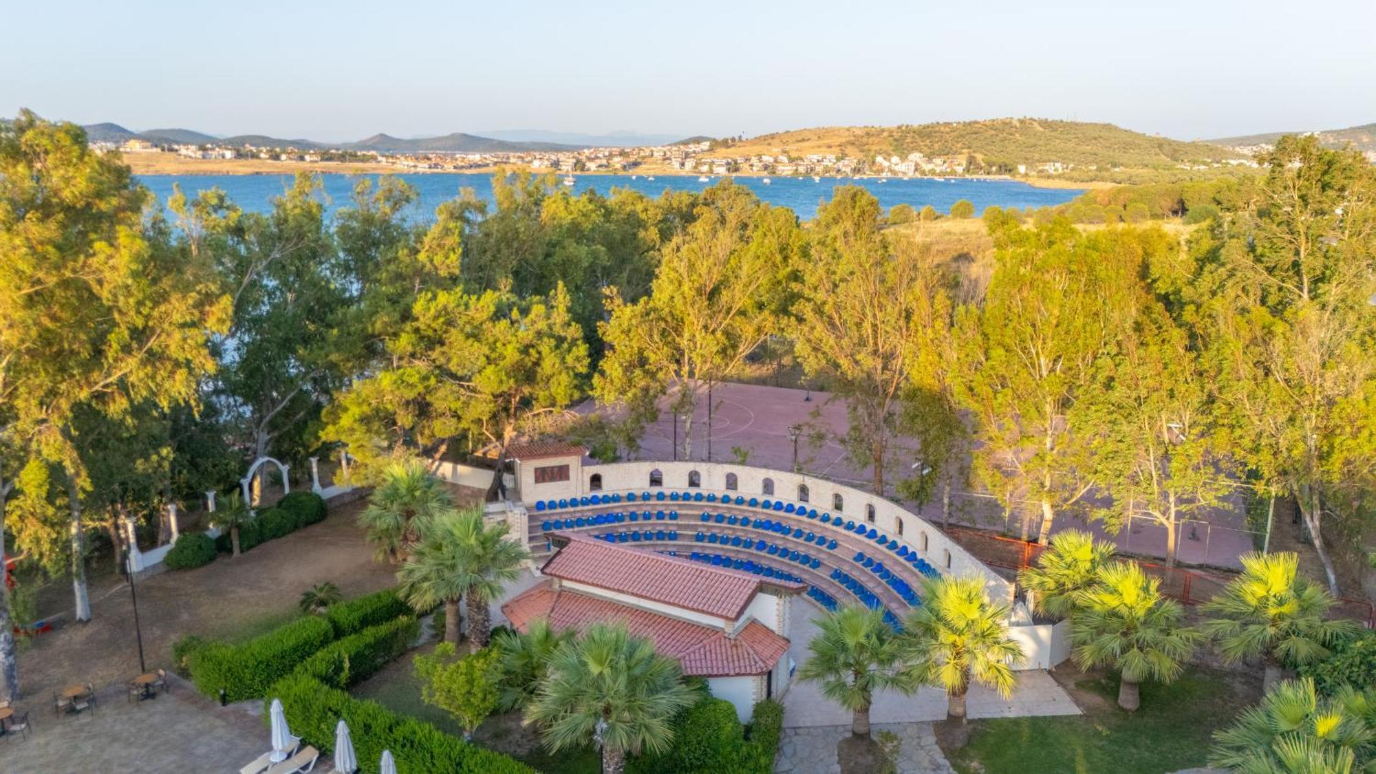 Halic Park Hotel Айвалик Екстер'єр фото