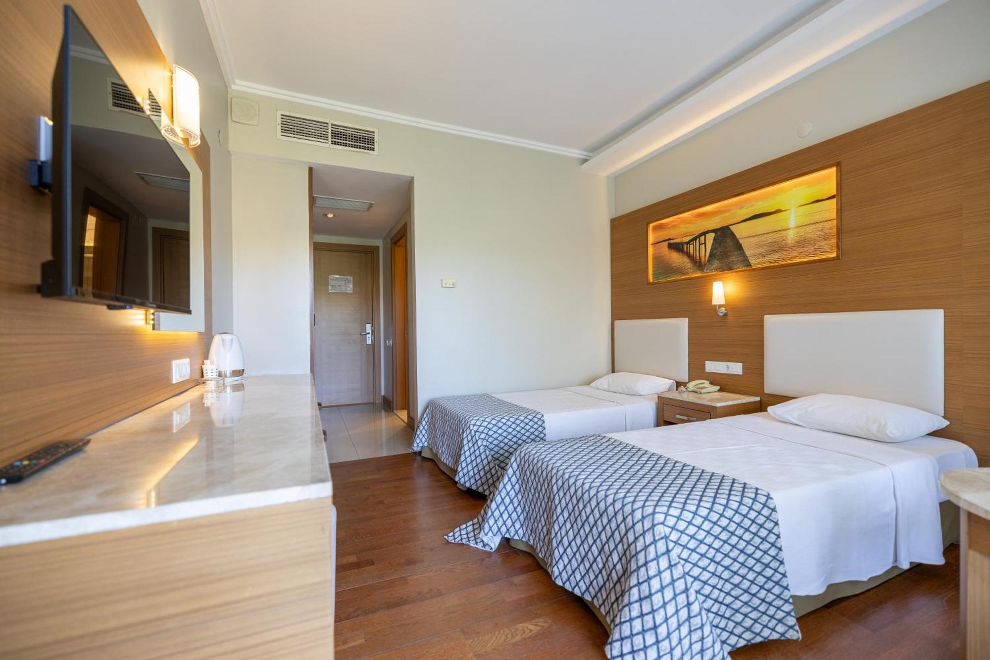 Halic Park Hotel Айвалик Екстер'єр фото